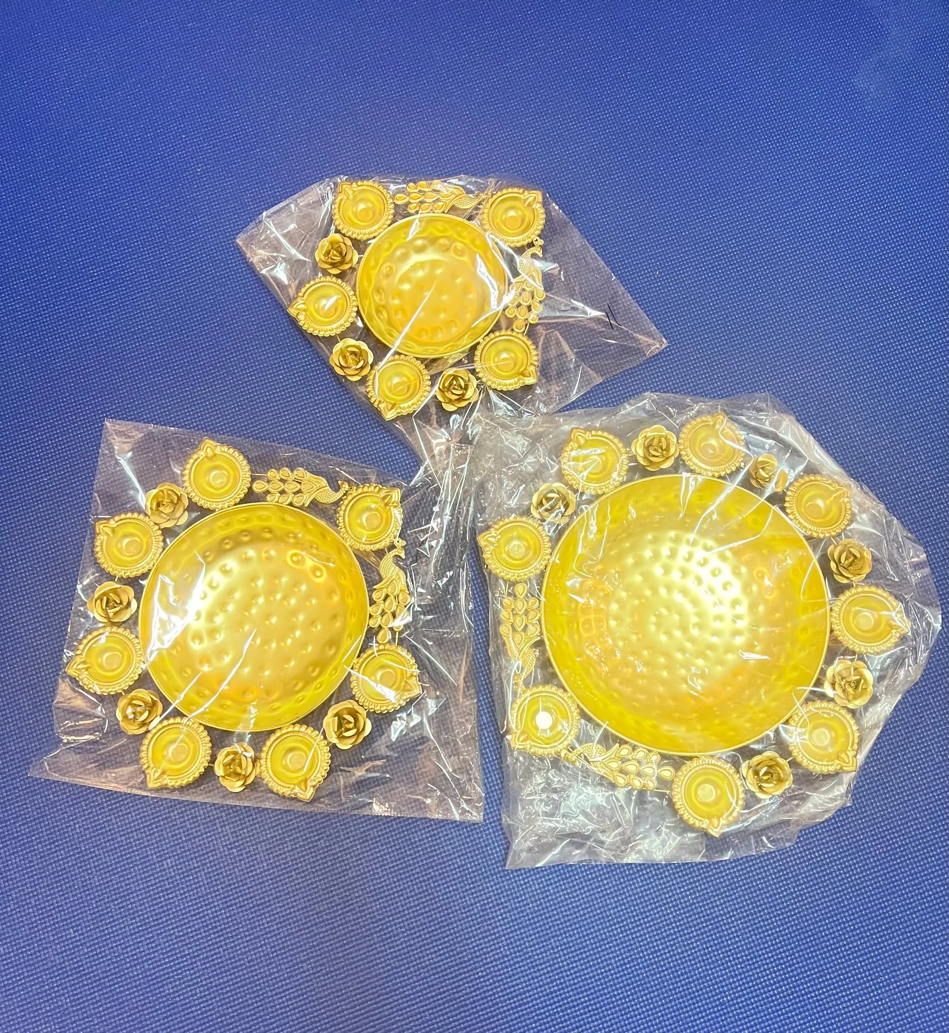 7-Inch Golden Urli Set — view 2